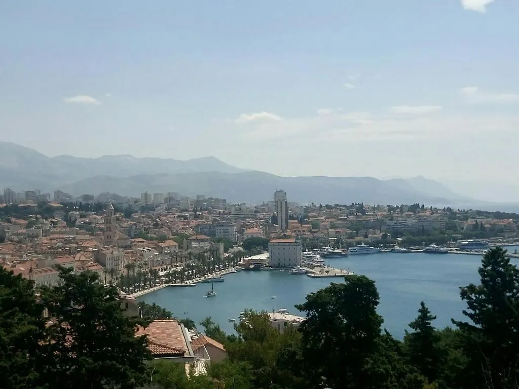 Apartment Sunshine- Center Of Split