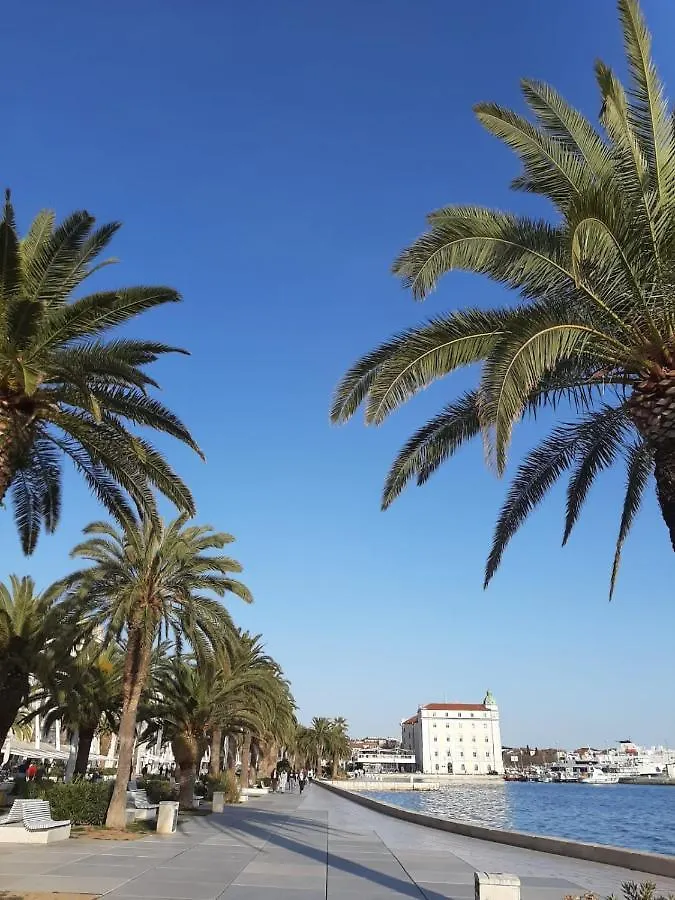 Apartment Sunshine- Center Of Split 0*,